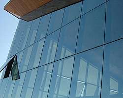 Pele de vidro para fachada instalação
