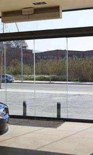 Porta de vidro com sensor preço  Porta de vidro com sensor preço