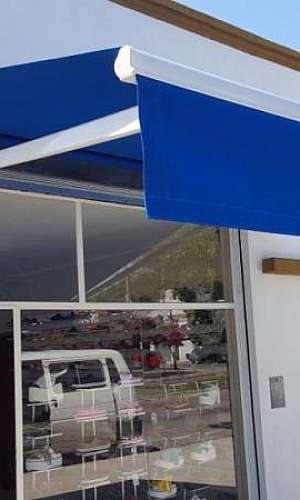 Toldo articulado retrátil Toldo articulado retrátil